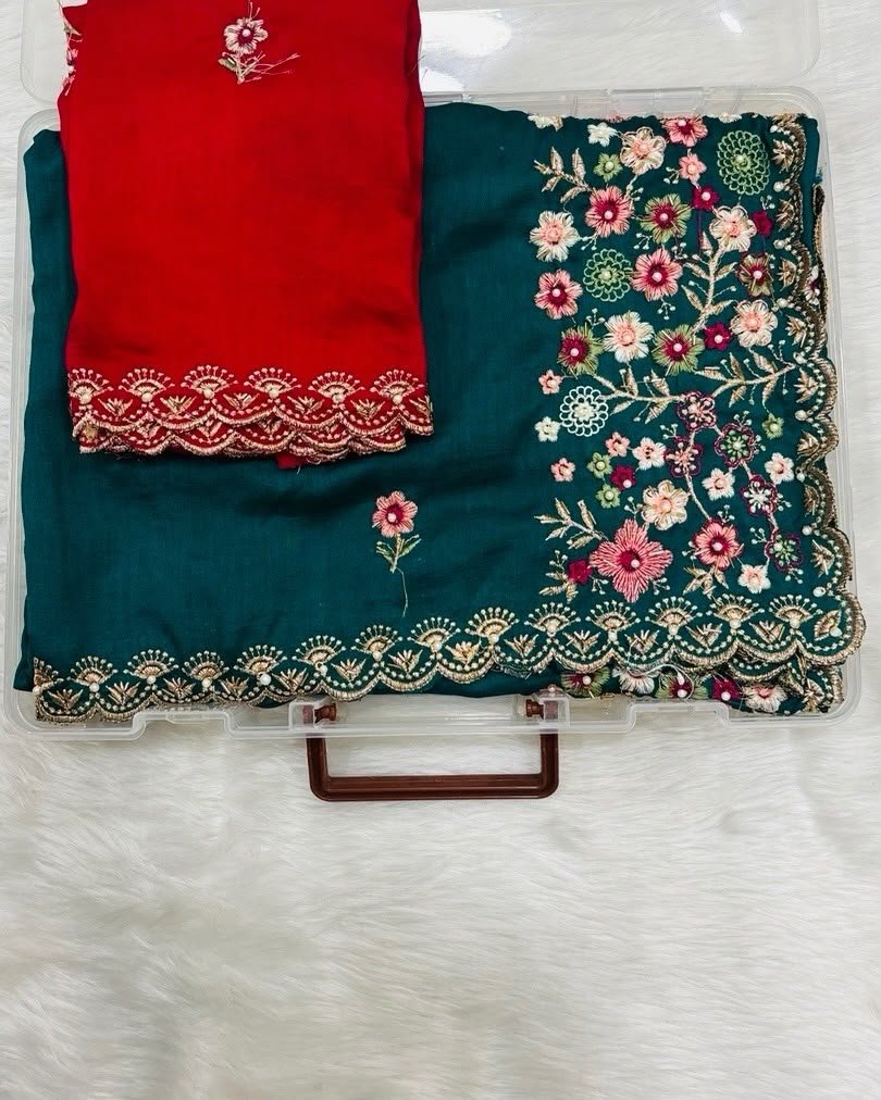 2026/06/1000019082.jpg Rich Embroidery Moti Saree - Image 1
