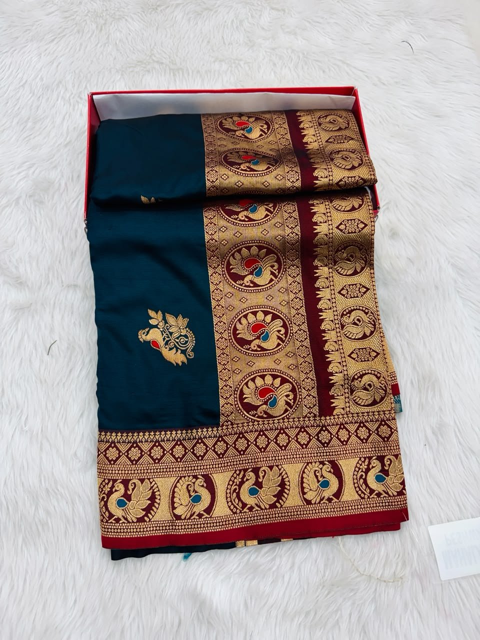 2026/06/1000019096.jpg Mahalaxmi Peshwai - Image 1