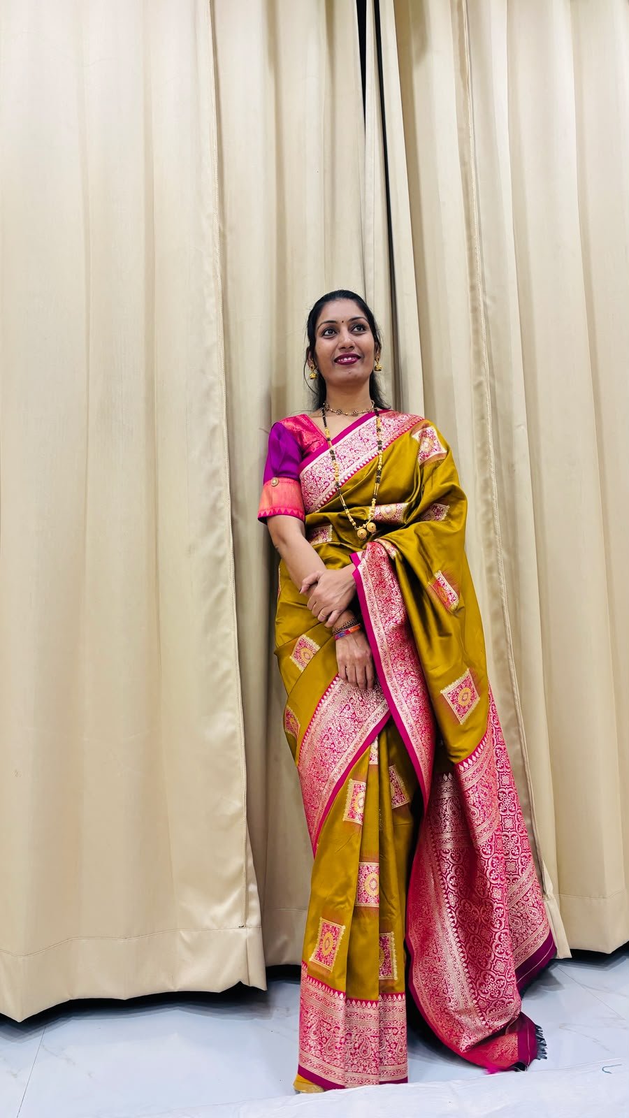 2026/06/1000019118.jpg Katpadar Soft Silk Saree - Image 1