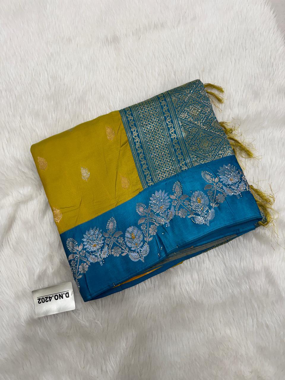 2026/10/1000201527.jpg Heavy katpadar silk
fabric-soft silk border satin silk - Image 1